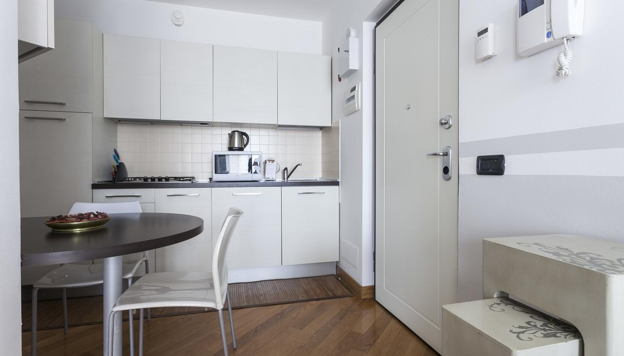 Italianway-Colletta Apartment Milan Luaran gambar